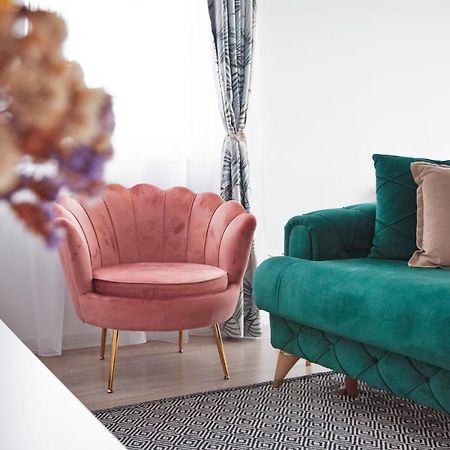 Elis Apartment By Oasis Homes Gran Varadino Esterno foto